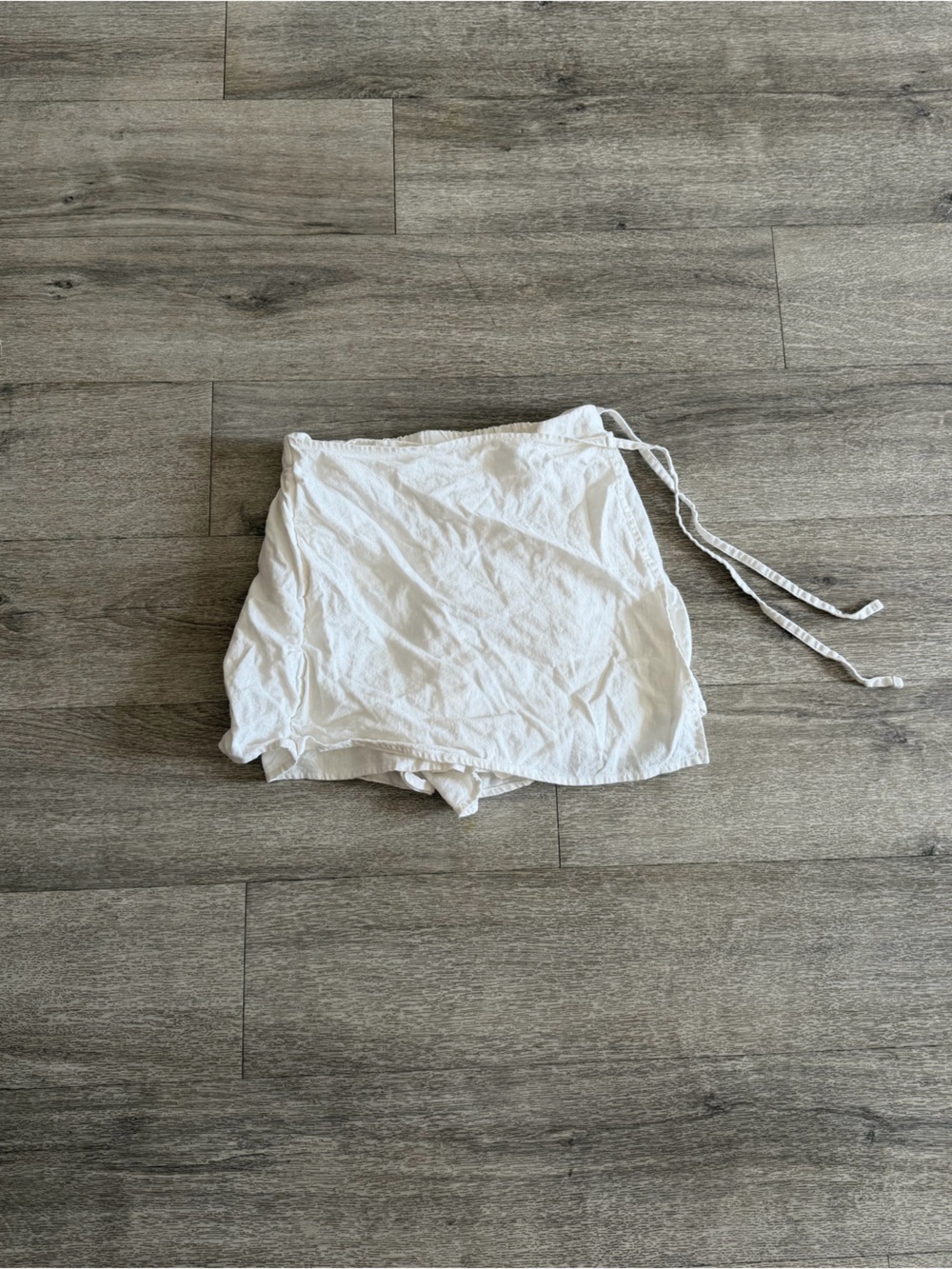 White Old Navy Women's Skort
